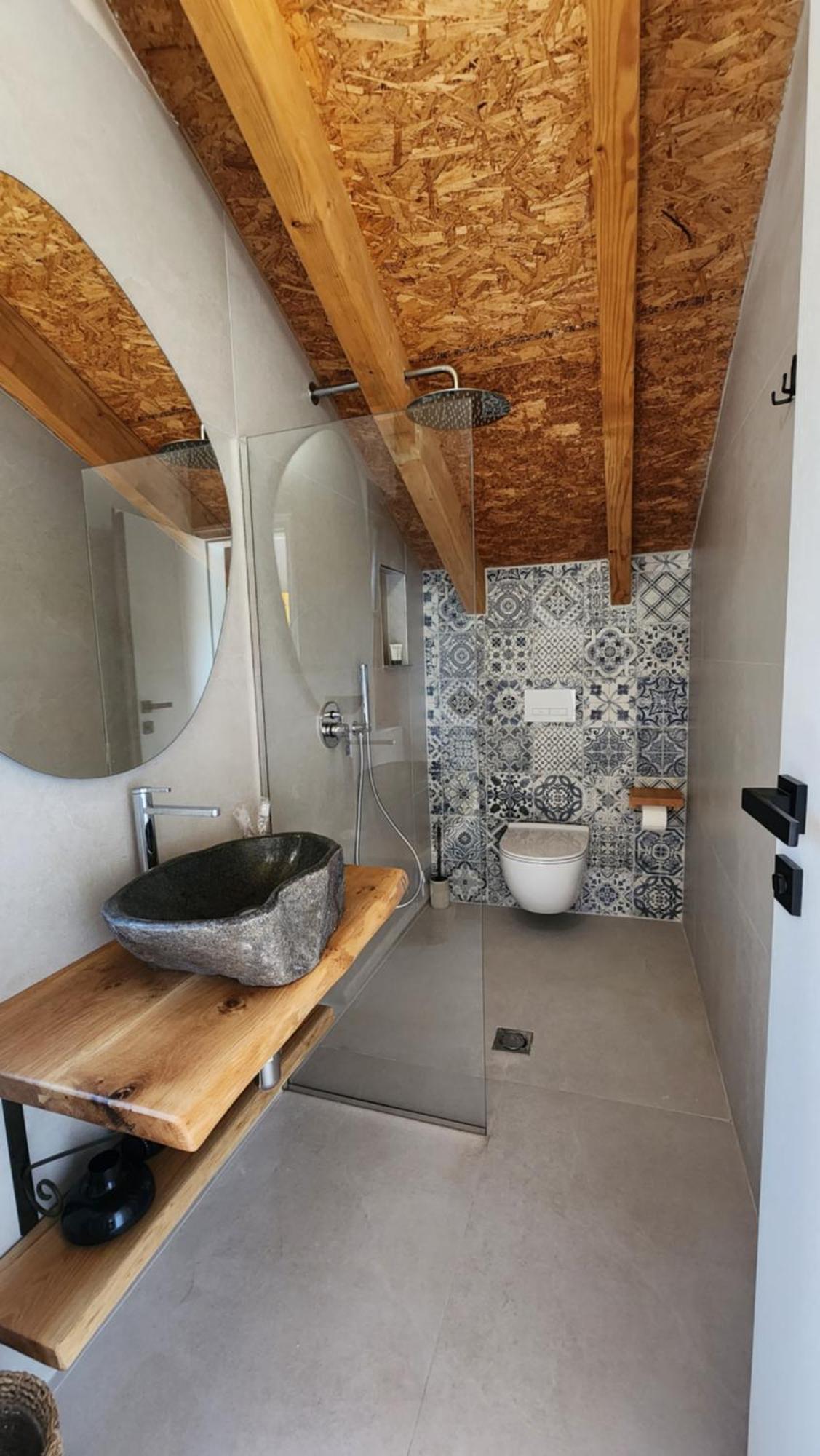 Guesthouse Te Avllia Kelcyre Esterno foto
