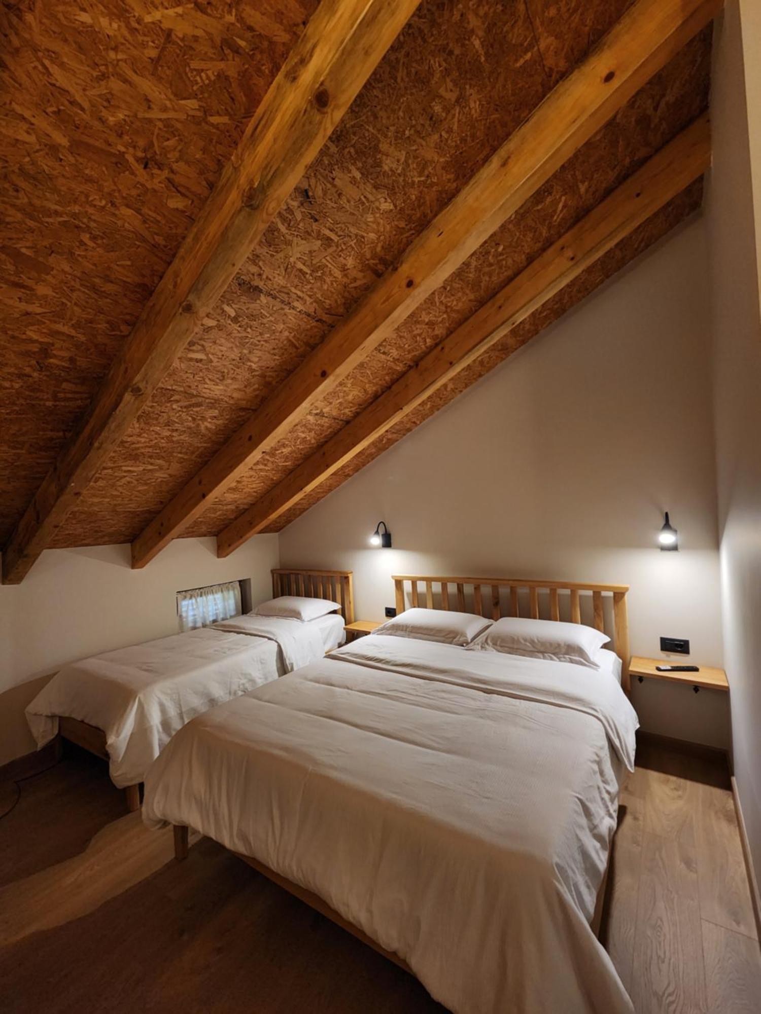 Guesthouse Te Avllia Kelcyre Esterno foto
